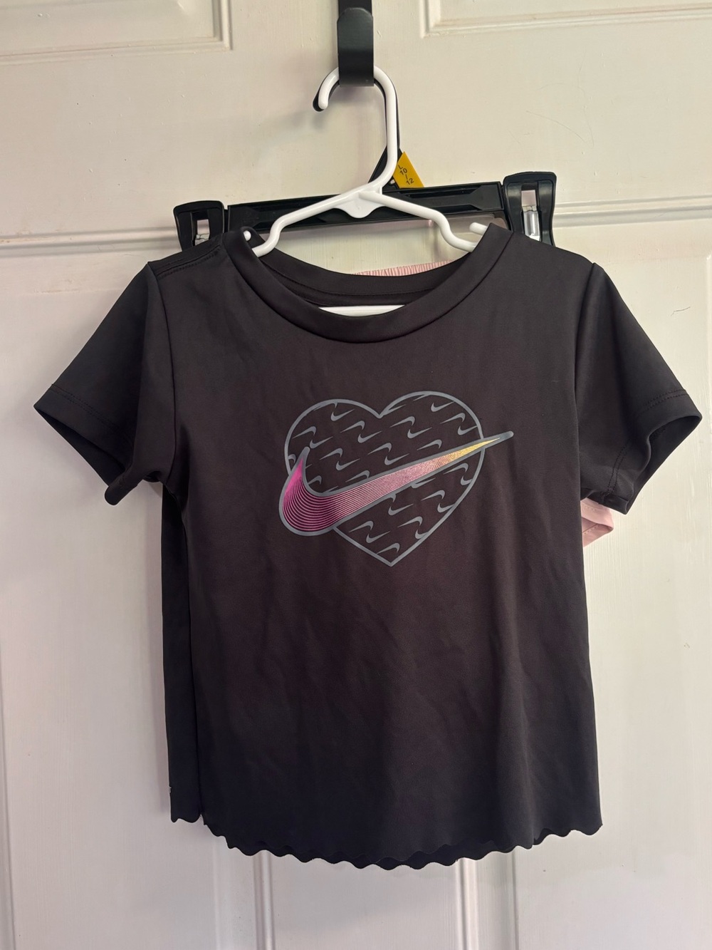 4T Nike gray/pink short-sleeve graphic t-shirt and pink pull on short set. EUC